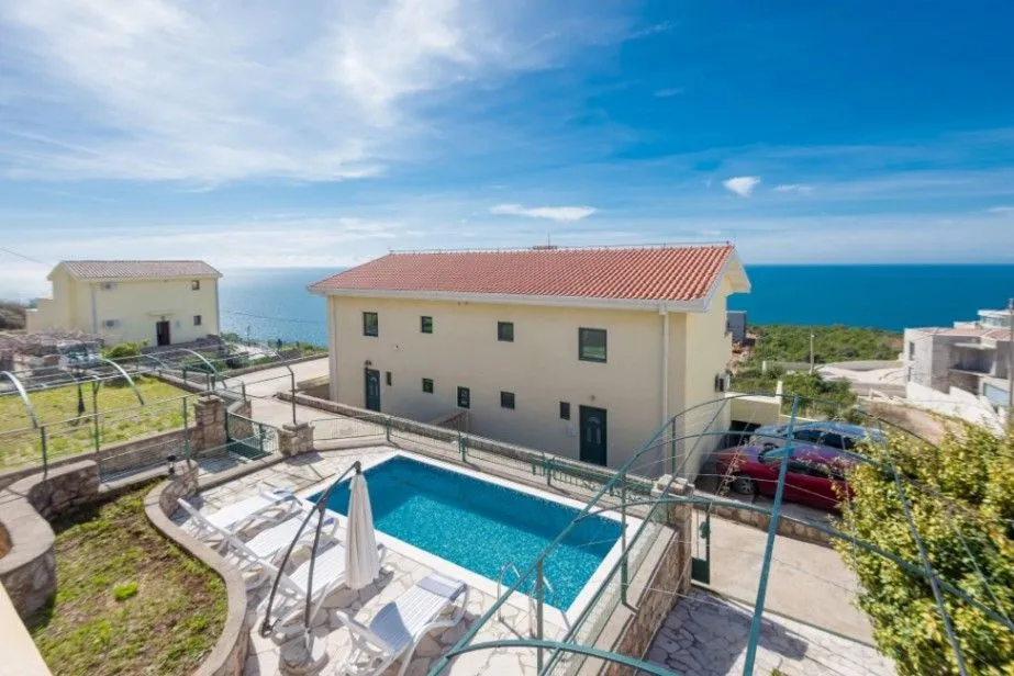 Prodaja, kuća, 126m², Krimovica, Kotor