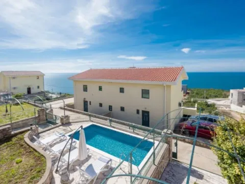 Sale, house, 126m², Krimovica, Kotor