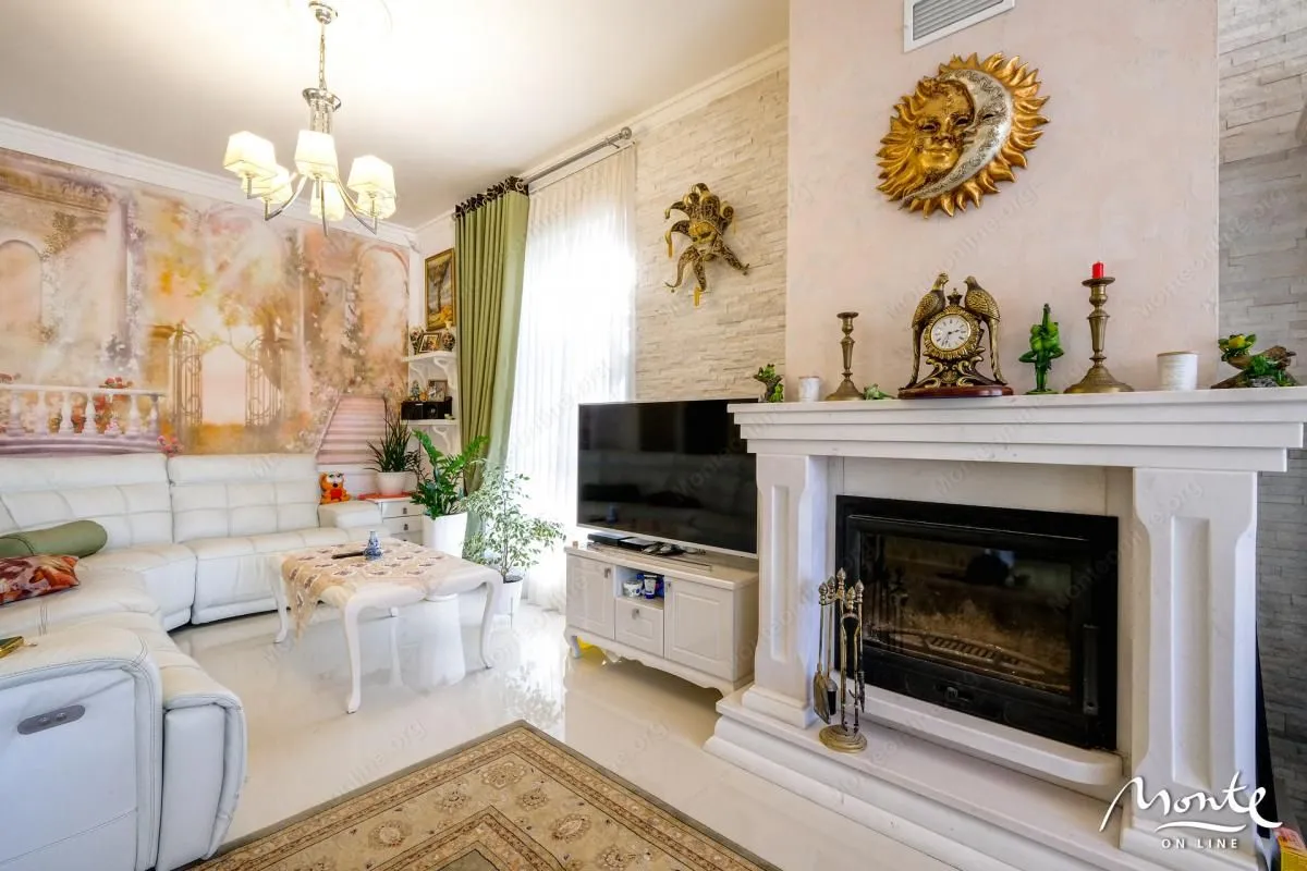Prodaja, dvosoban stan, 174m², Lepetani, Tivat