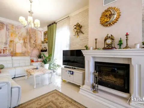 Prodaja, dvosoban stan, 174m², Lepetani, Tivat - image 6