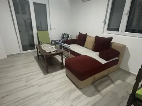 Rent, two bedroom apartment, 60m², Šušanj, Bar - image 1