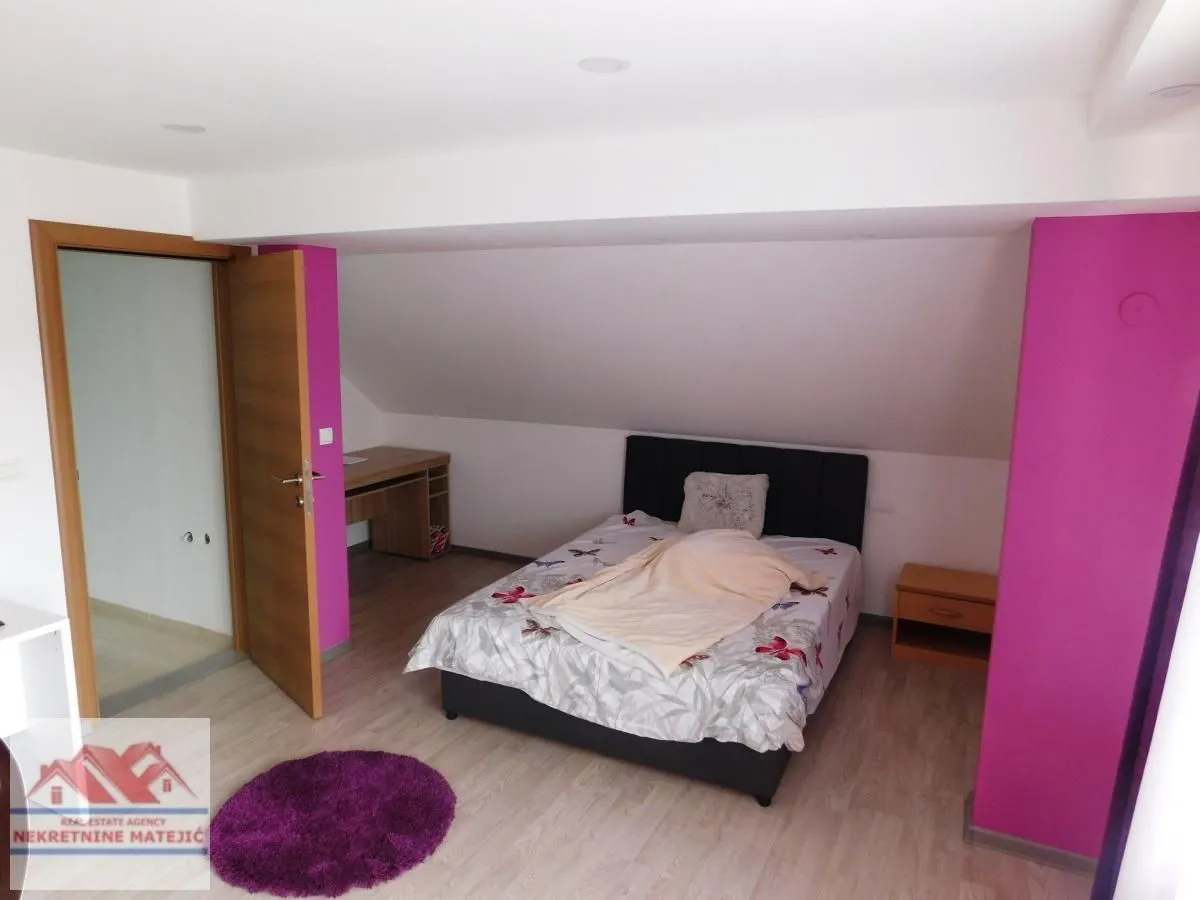 Prodaja, kuća, 250m², Ćava, Kragujevac