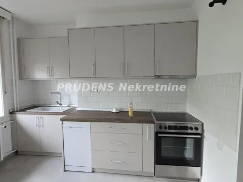 Rent, two bedroom apartment, 72m², Savski Venac, Beograd - image 3