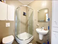 Izdavanje, dvosoban stan, 65m², City Kvart, Podgorica - image 10