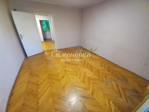 Izdavanje, poslovni prostor, 60m², Voždovac Sve Podlokacije, Beograd