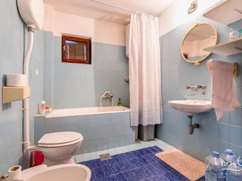 Sale, house, 250m², Dobrota, Kotor - image 7