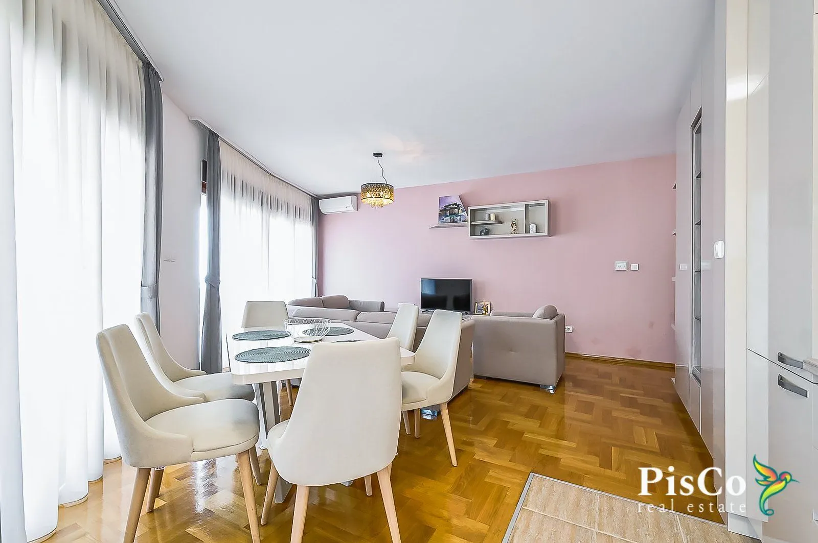 Sale, two bedroom apartment, 88m², Bečići, Budva