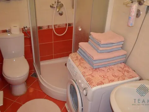 Prodaja, garsonjera, 32m², Centar, Tivat - image 8