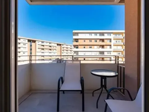Prodaja, stan, 68m², Central Point, Podgorica - image 8
