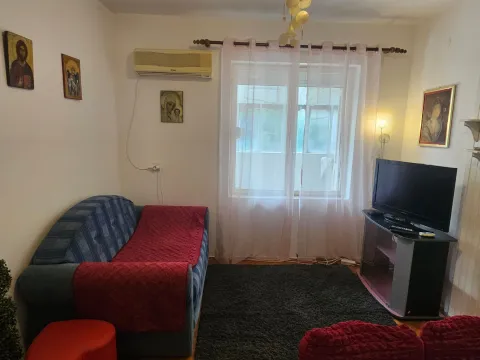 Rent, house, 200m², Dobrota, Kotor - image 10