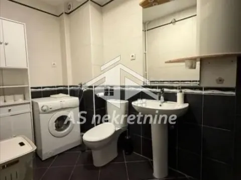 Izdavanje, dvosoban stan, 56m², Slavija, Vračar Sve Podlokacije - image 11