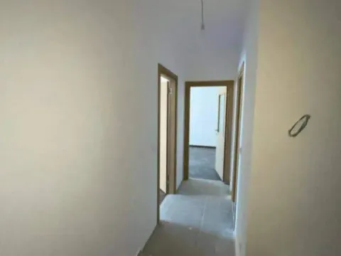 Prodaja, dvosoban stan, 80m², Pobrežje, Podgorica - image 2