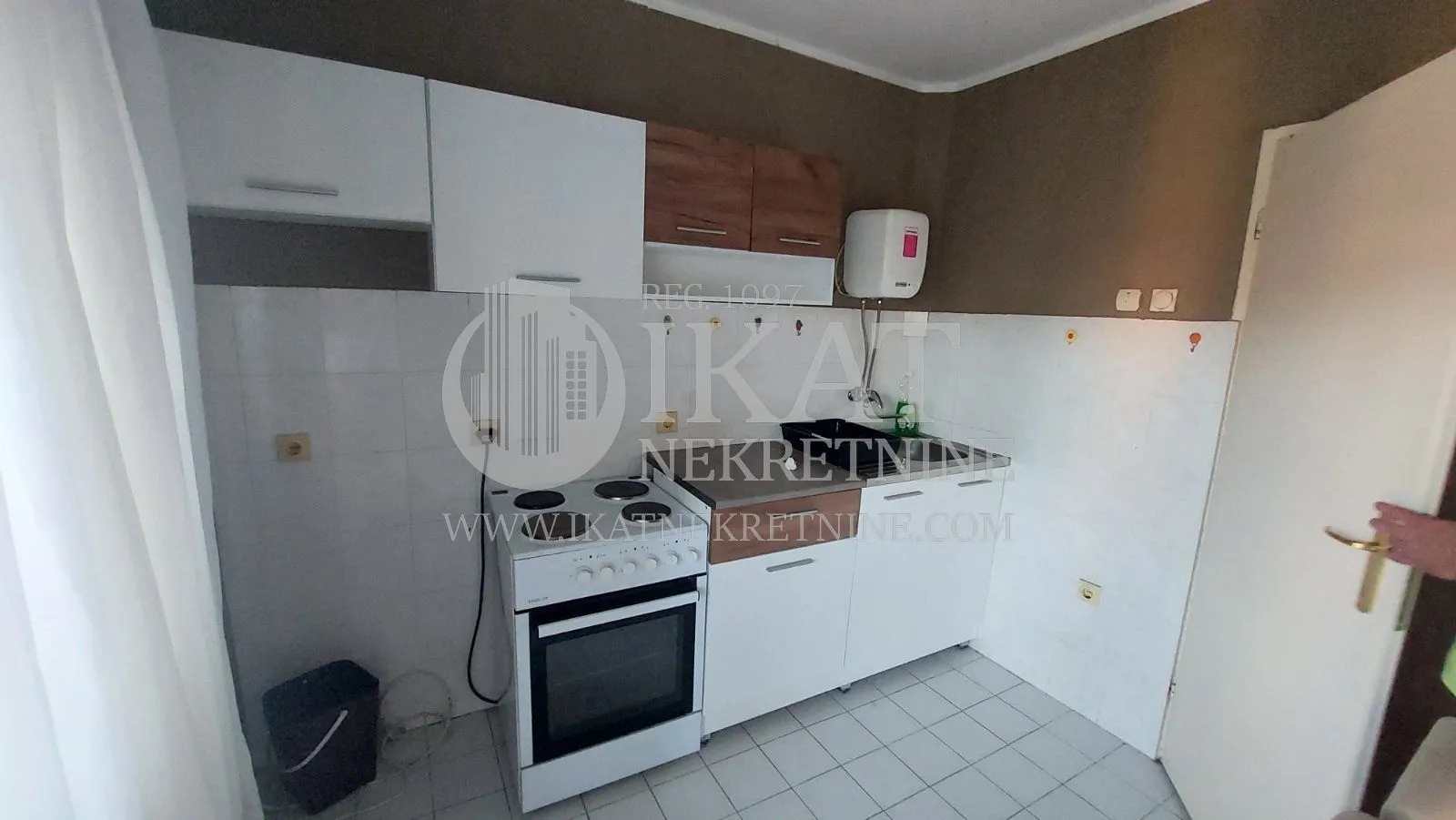 Rent, apartment, 107m², Cerak, Beograd