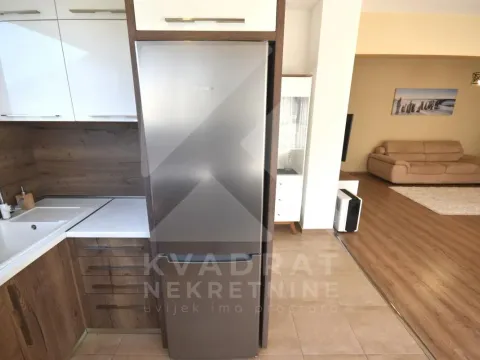 Rent, house, 146m², Tološi, Podgorica - image 6