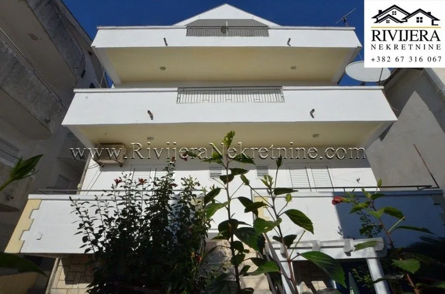 Prodaja, kuća, 200m², Centar, Herceg Novi