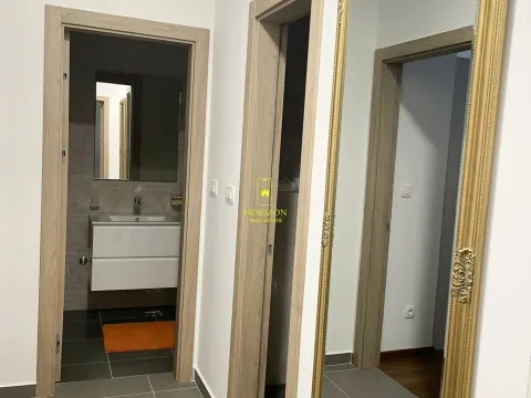 Prodaja, dvosoban stan, 69m², Master Kvart, Podgorica - image 12