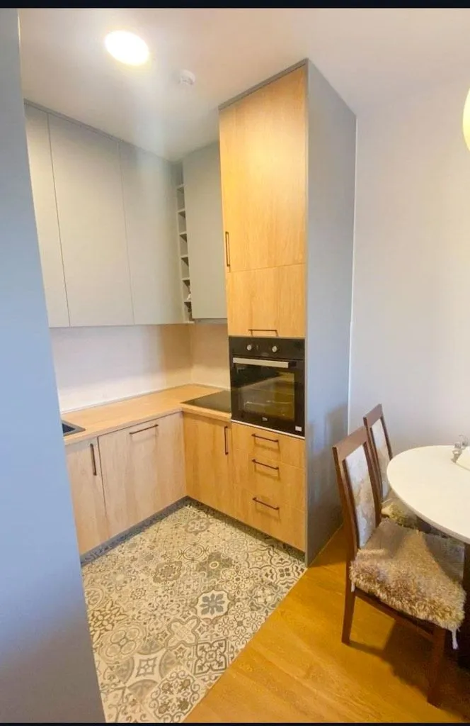 Izdavanje, jednosoban stan, 48m², Ljubović, Podgorica