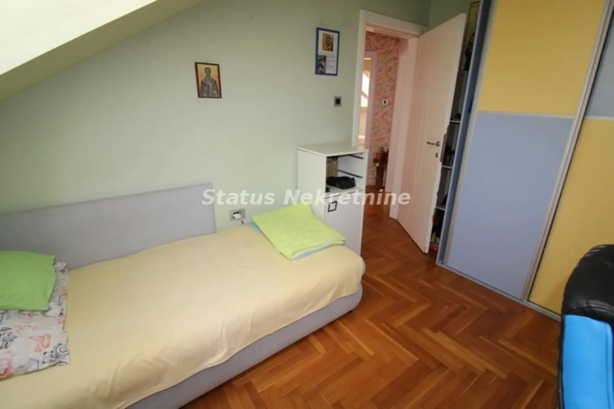 Prodaja, trosoban stan, 83m², Grbavica, Novi Sad Sve Podlokacije