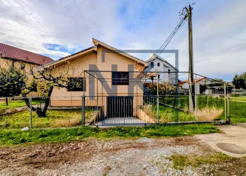 Sale, house, 75m², Zlatica, Podgorica