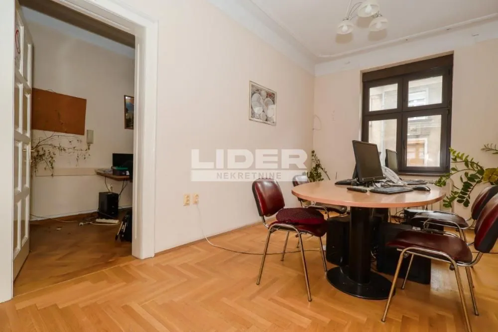 Rent, apartment, 87m², Stari Grad, Beograd