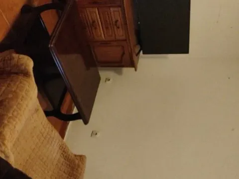 Izdavanje, kuća, 76m², Zagorič, Podgorica - image 2