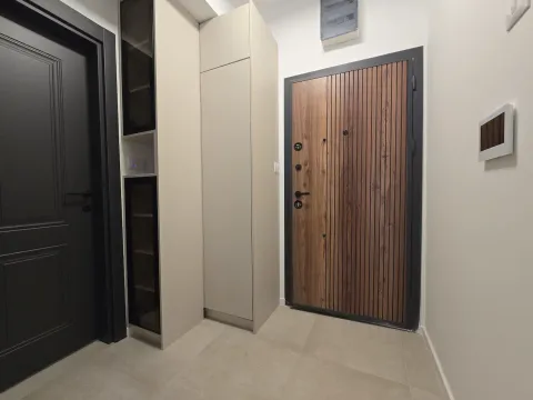 Izdavanje, stan, 26m², Zagorič, Podgorica - image 9