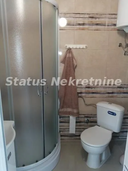 Rent, office space, 300m², Kać, Novi Sad Sve Podlokacije