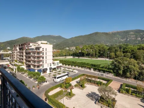 Prodaja, garsonjera, 44m², Porto Montenegro, Tivat - image 2