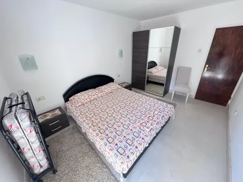 Rent, one bedroom apartment, 45m², Centar, Budva - image 2