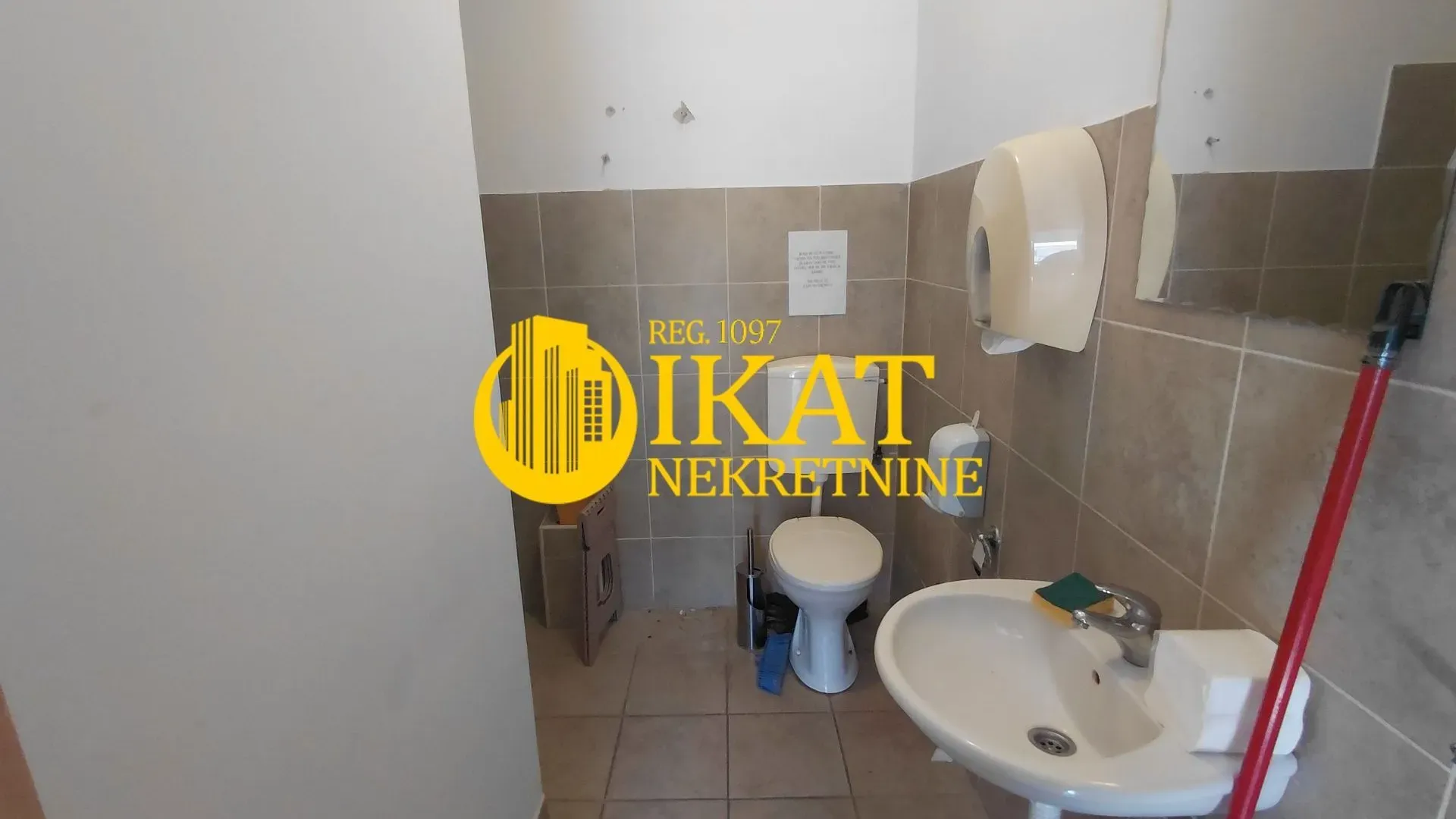 Prodaja, četvorosoban stan, 127m², Stari Grad, Beograd
