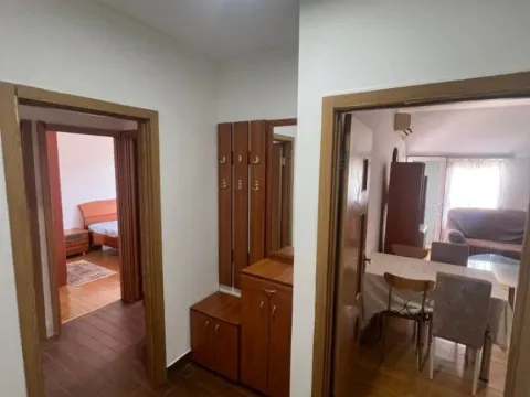 Izdavanje, dvosoban stan, 65m², Krivi Most, Podgorica - image 5