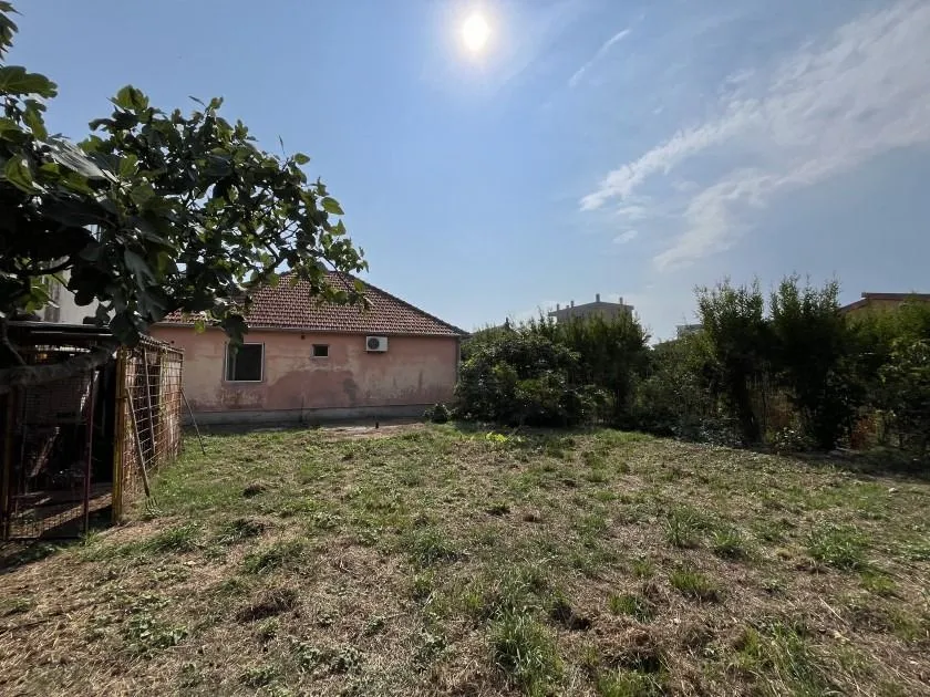 Prodaja, plac, 526m², Centar, Bar