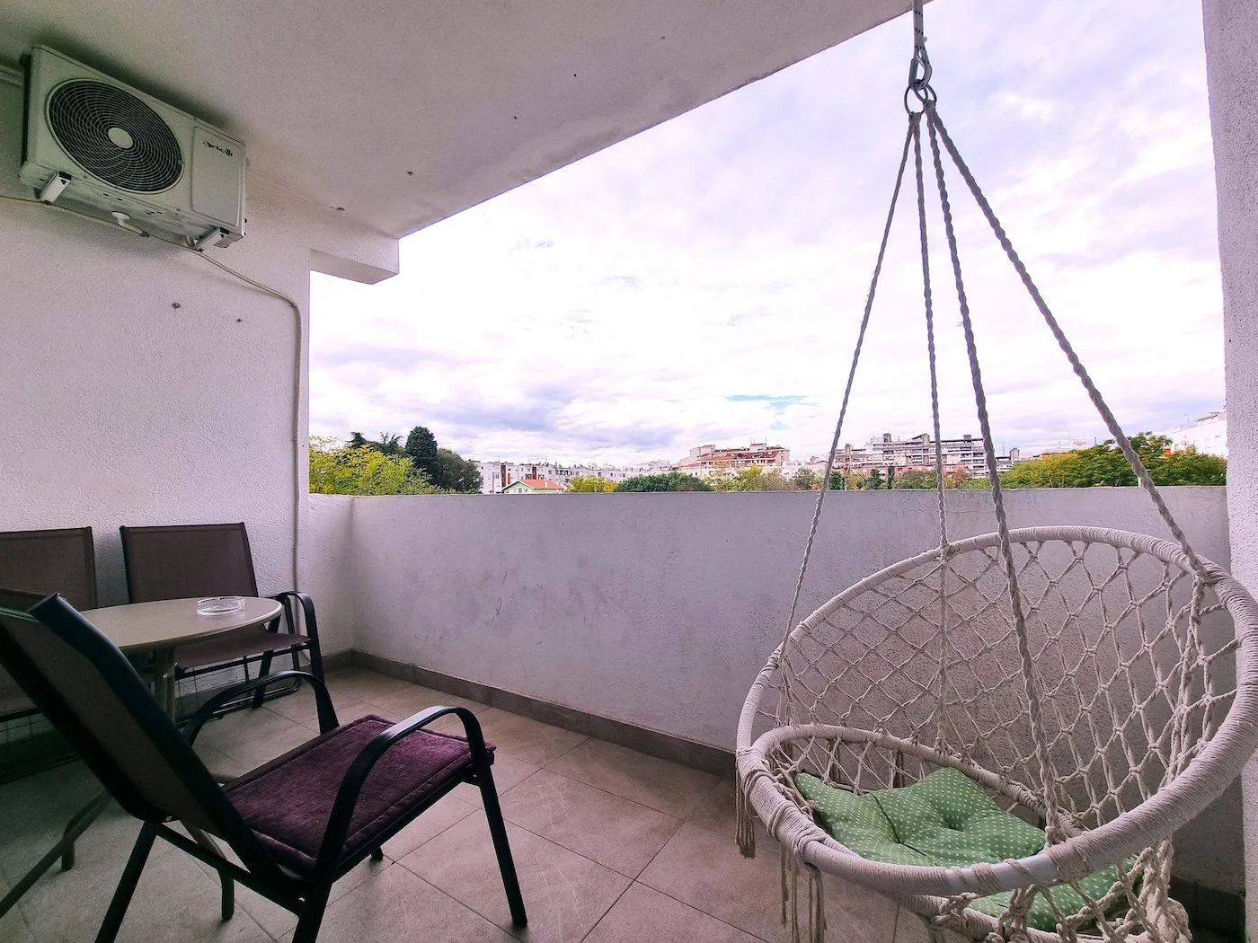 Izdavanje, stan, 78m², Drač, Podgorica