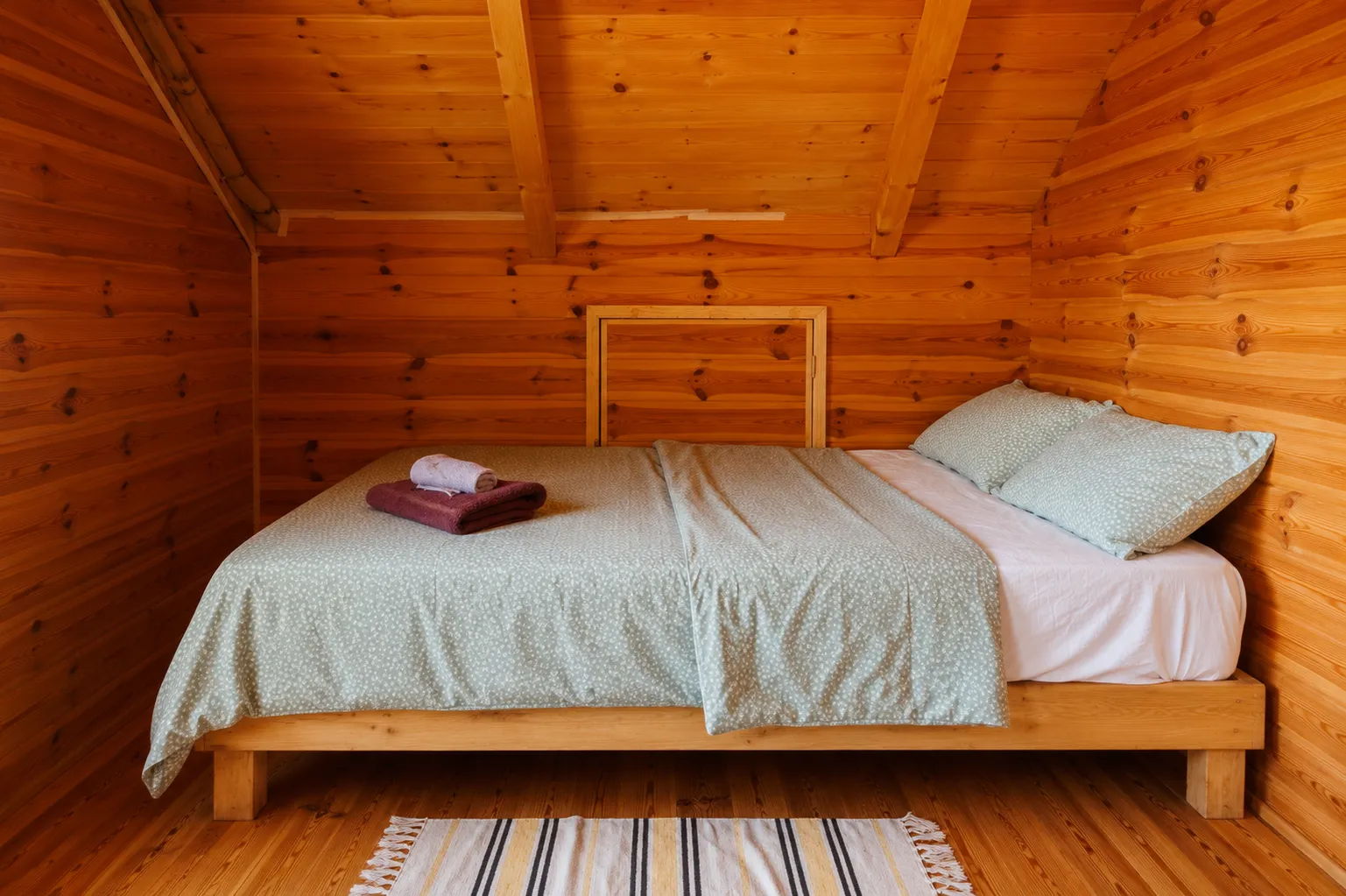 Rent, studio apartment, 20m², Pobrđe, Kotor