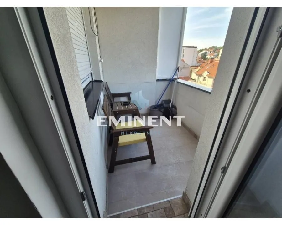 Izdavanje, dvosoban stan, 53m², Kluz, Zvezdara Sve Podlokacije