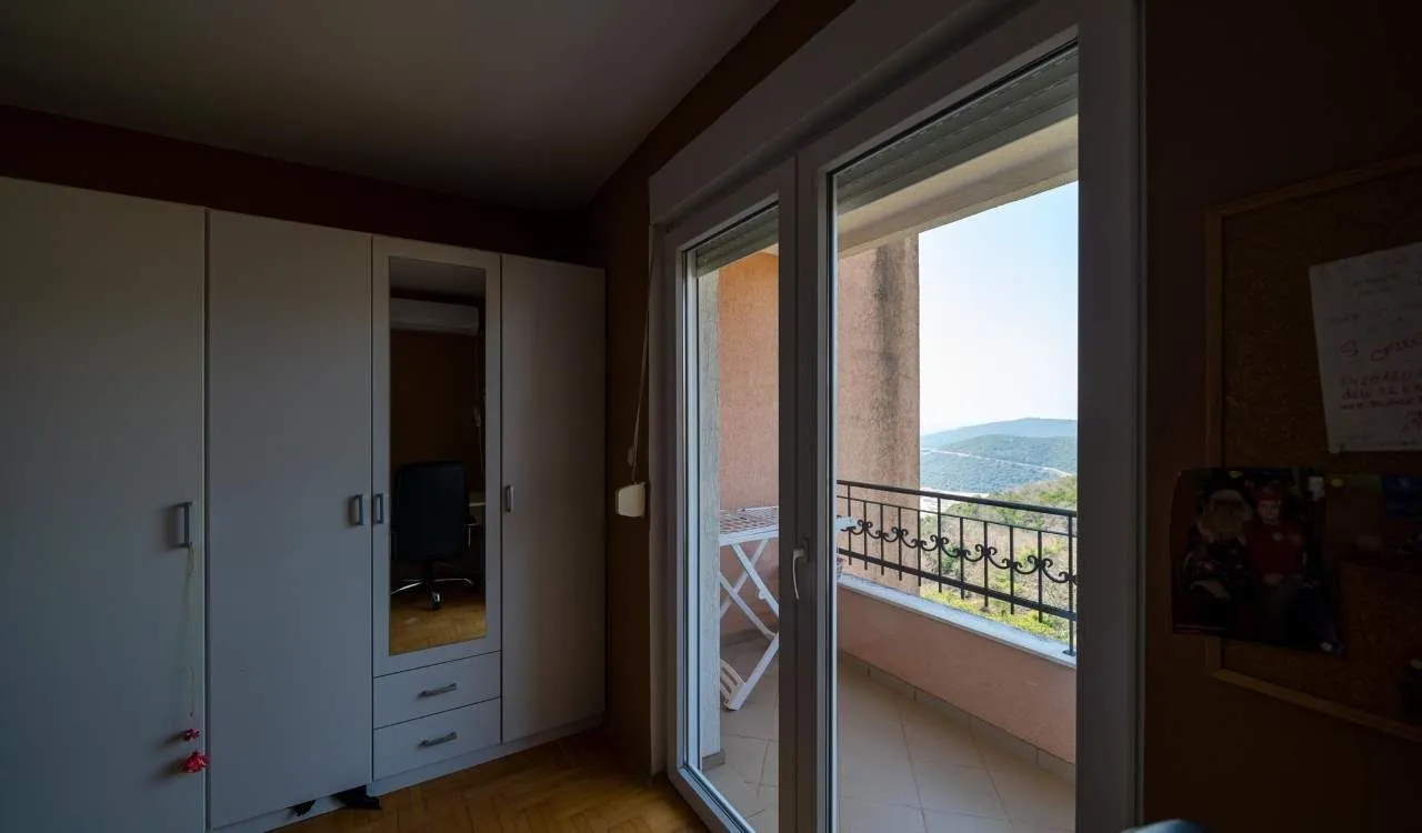 Prodaja, trosoban stan, 90m², Seoce, Budva