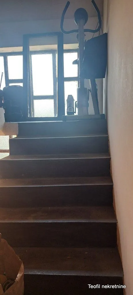 Prodaja, kuća, 233m², Nova Pazova, Stara Pazova