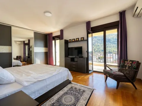 Sale, five bedroom apartment, 171m², Budva, Crna Gora - image 10