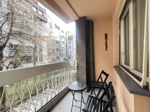 Rent, two bedroom apartment, 61m², Kalenić Pijaca, Vračar Sve Podlokacije - image 12