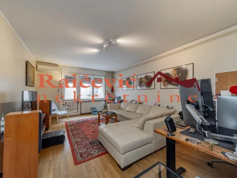 Stan in Kalenić Pijaca