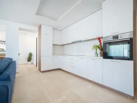 Sale, house, 170m², Centar, Budva - image 8