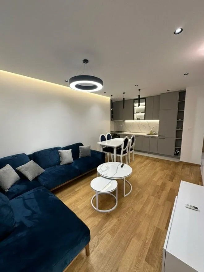 Izdavanje, dvosoban stan, 53m², City Kvart, Podgorica