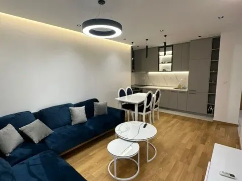 Izdavanje, dvosoban stan, 53m², City Kvart, Podgorica - image 1