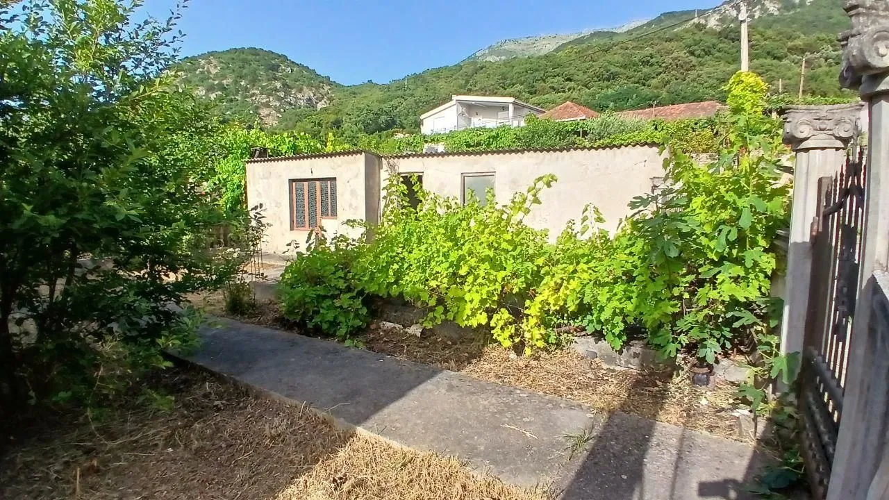 Sale, house, 94m², Zaljevo, Bar