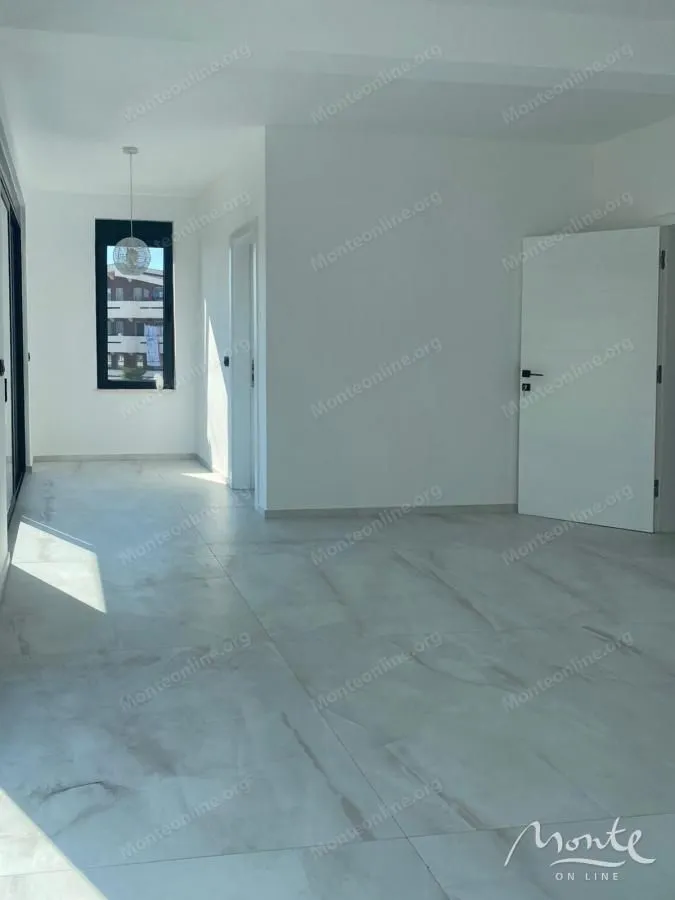 Sale, house, 385m², Bjeliši, Bar