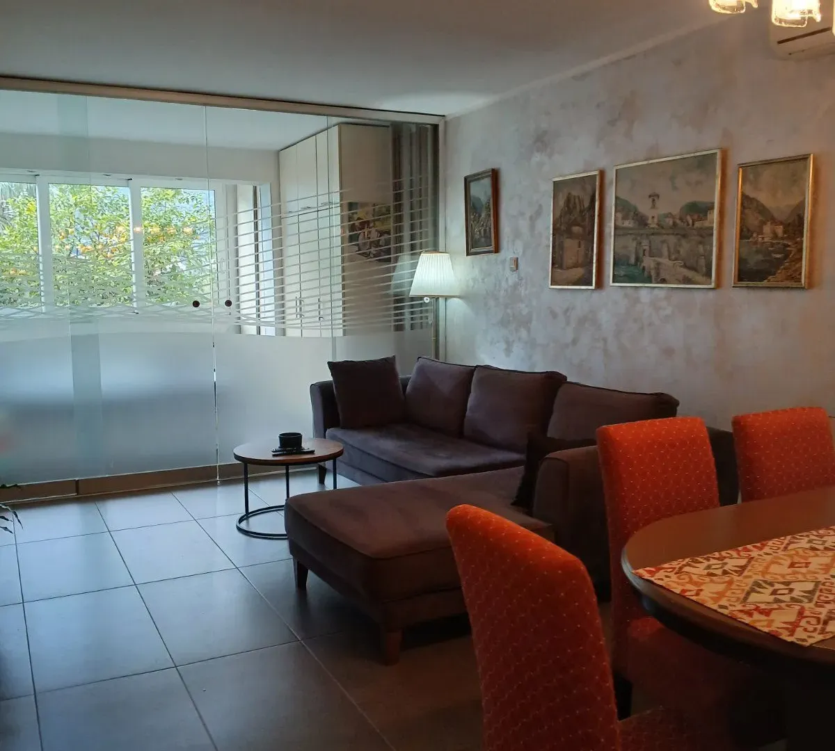 Rent, two bedroom apartment, 54m², Dobrota, Kotor