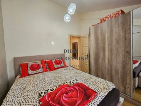 Prodaja, jednosoban stan, 62m², Centar, Bar - image 11