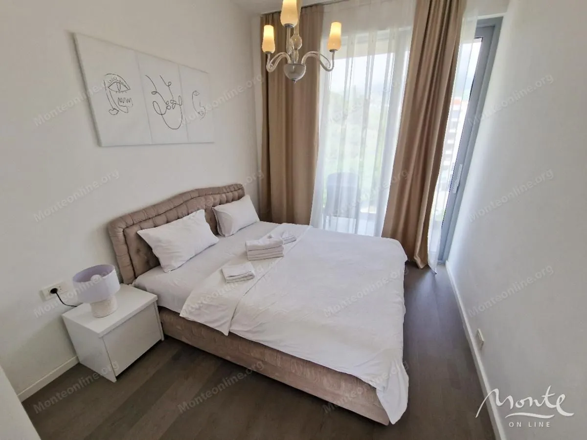 Sale, two bedroom apartment, 65m², Bečići, Budva