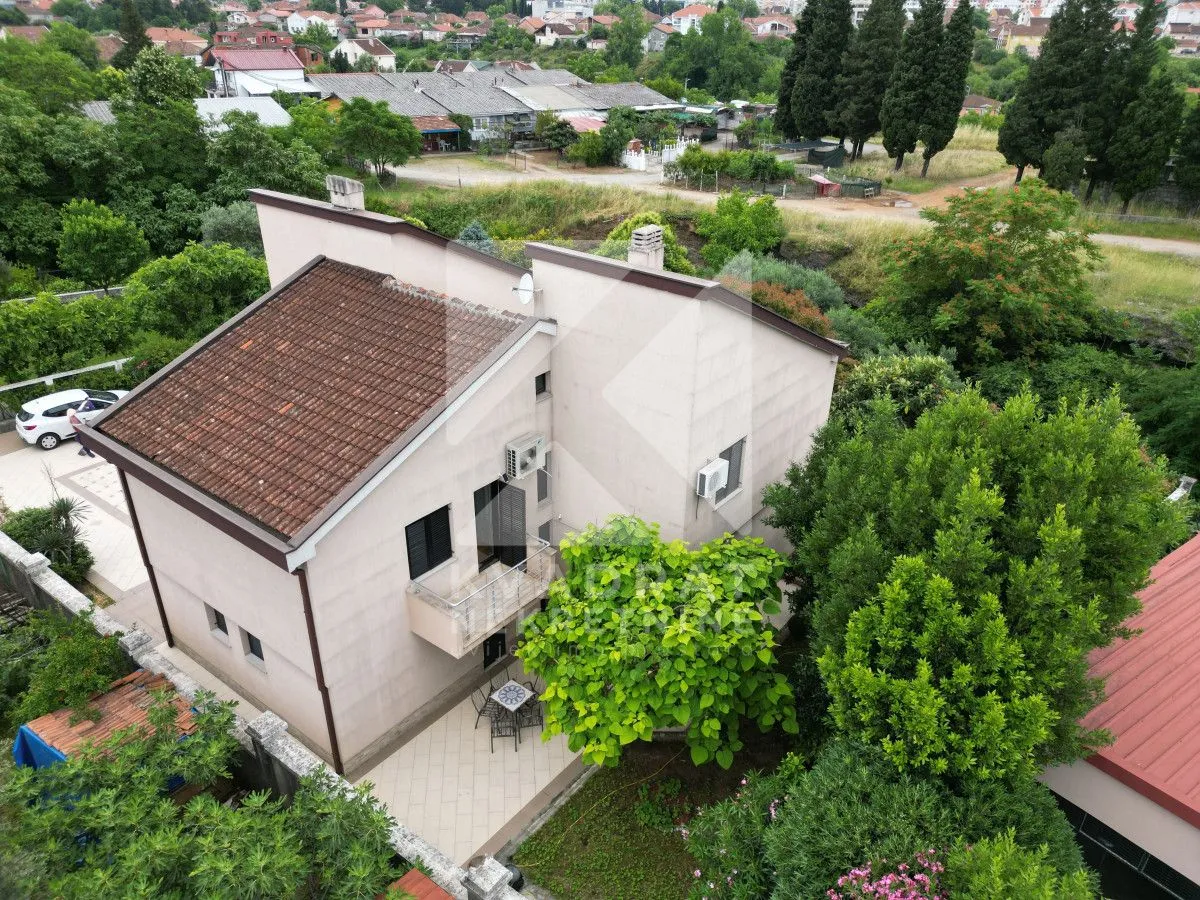 Sale, house, 280m², Masline, Podgorica