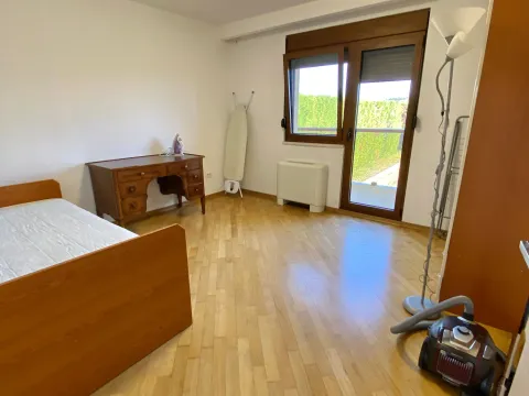 Rent, house, 175m², Dajbabe, Podgorica - image 12